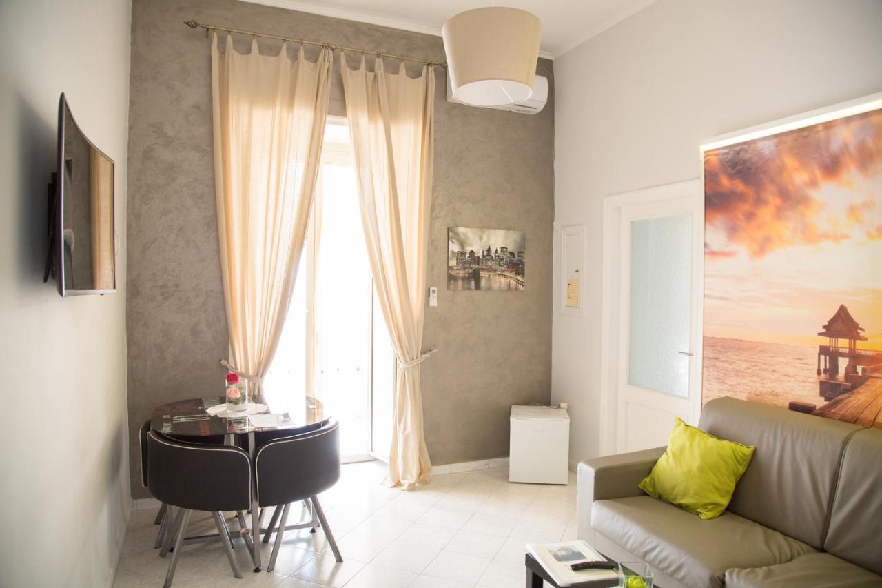 Chiaia Suites نابولي المظهر الخارجي الصورة