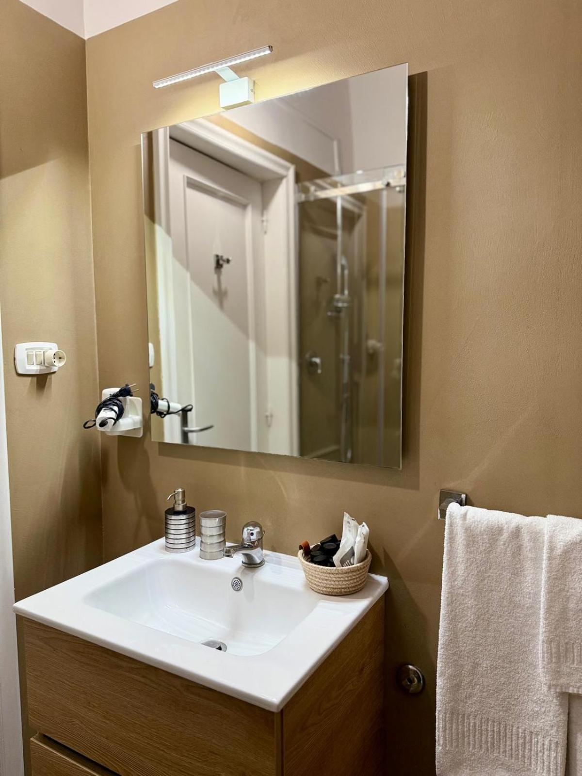 Chiaia Suites نابولي المظهر الخارجي الصورة