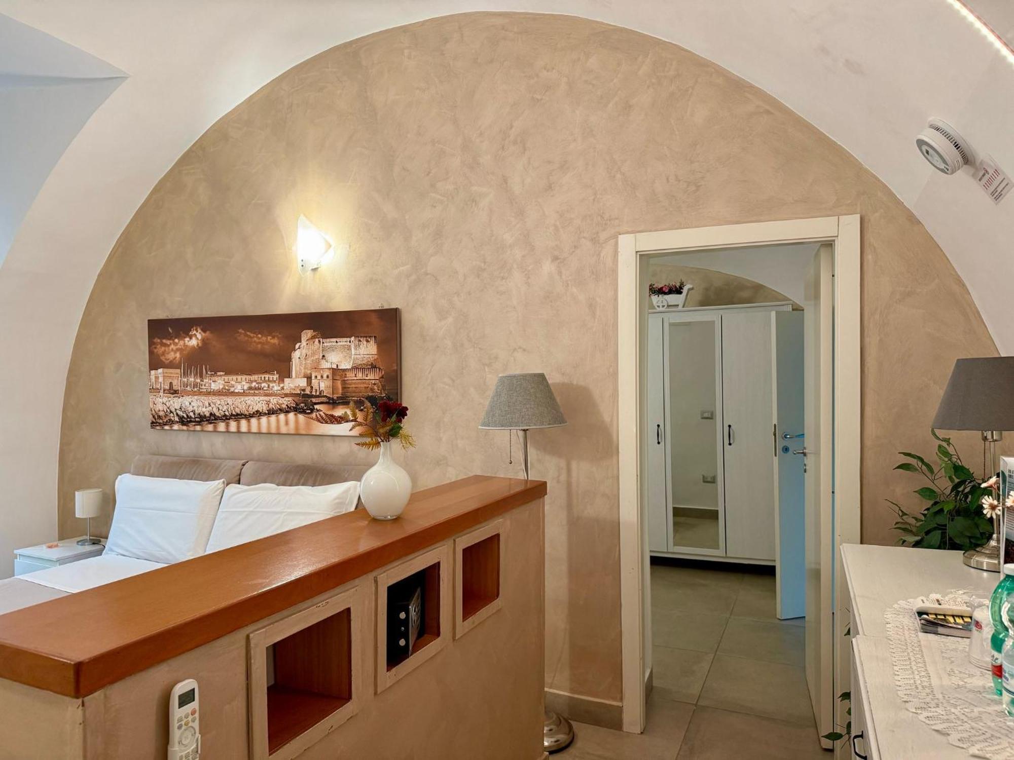 Chiaia Suites نابولي المظهر الخارجي الصورة