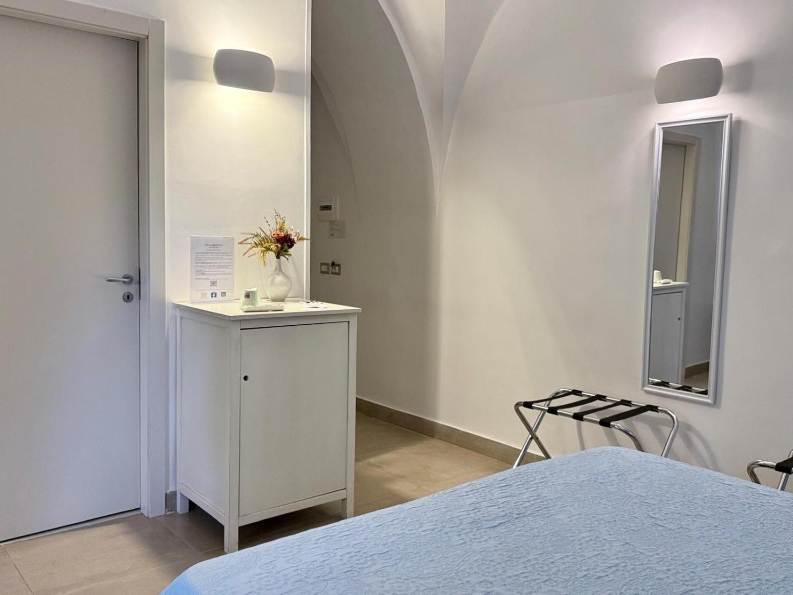 Chiaia Suites نابولي الغرفة الصورة