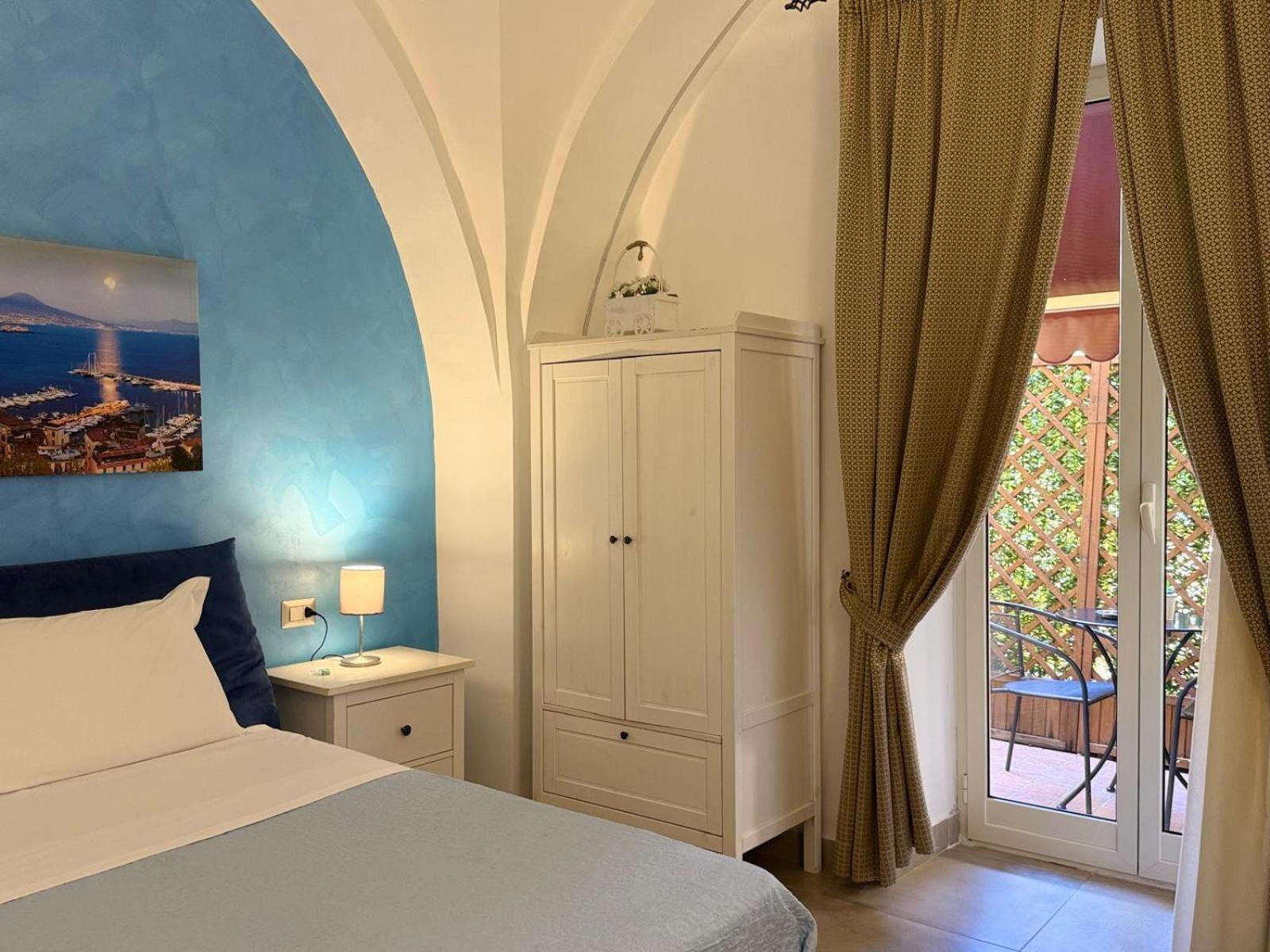 Chiaia Suites نابولي المظهر الخارجي الصورة