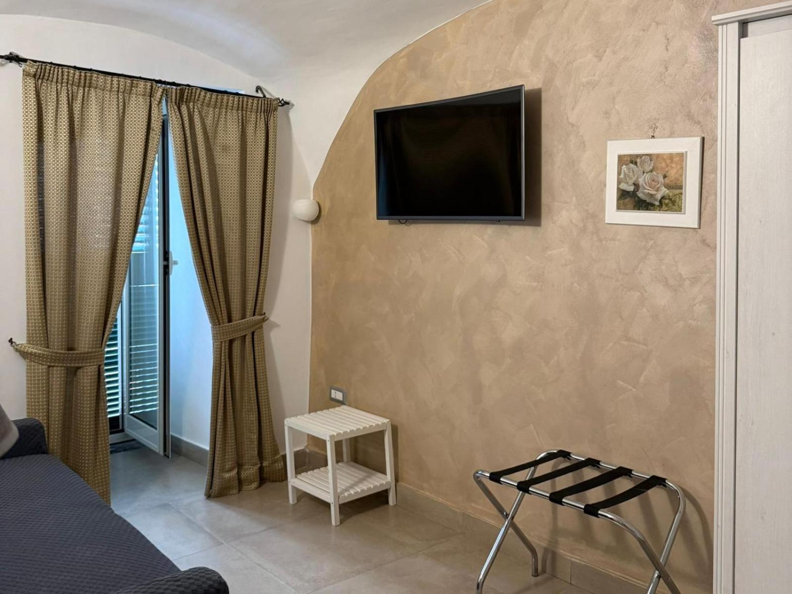 Chiaia Suites نابولي المظهر الخارجي الصورة